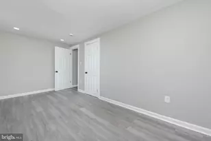 3300 Ravenwood Ave, Baltimore, MD 21213 - Photo 17