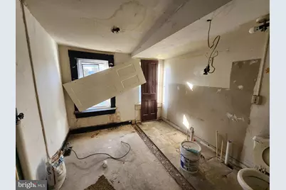 1719 Baker Street, Baltimore, MD 21217 - Photo 11