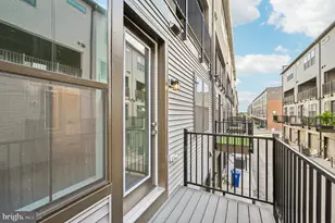 2506 A W Peninsula Dr, Baltimore, MD 21230 - Photo 33