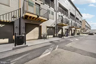 2506 A W Peninsula Dr, Baltimore, MD 21230 - Photo 41