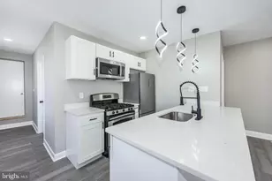 3300 Ravenwood Ave, Baltimore, MD 21213 - Photo 7