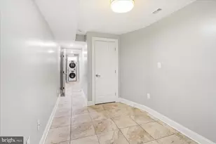 2428 McCulloh St, Baltimore, MD 21217 - Photo 35