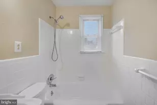 2210 Cloville Ave NE, Baltimore, MD 21214 - Photo 15