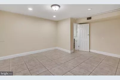 2210 Cloville Avenue NE, Baltimore, MD 21214 - Photo 19