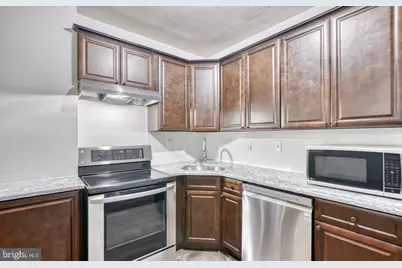 204 N Port Street, Baltimore, MD 21224 - Photo 5