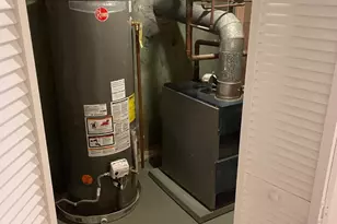 2301 W Mosher St, Baltimore, MD 21216 - Photo 29