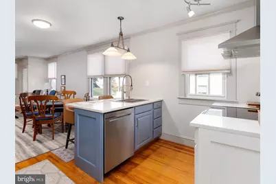 3669 Hineline Road, Baltimore, MD 21229 - Photo 13