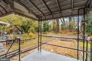 38 Hillvale Rd, Baltimore, MD 21229 - Photo 25