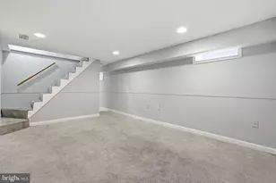 212 N Streeper St, Baltimore, MD 21224 - Photo 25