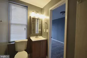 209 N Milton Ave, Baltimore, MD 21224 - Photo 9