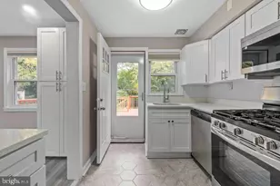 6307 Fairdel Ave, Baltimore, MD 21206 - Photo 15