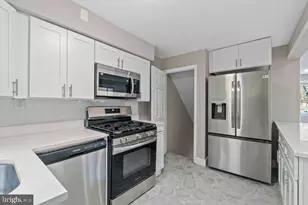 6307 Fairdel Ave, Baltimore, MD 21206 - Photo 13