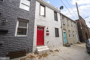 413 Griffin Ct, Baltimore, MD 21231 - Photo 1