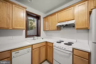 413 Griffin Ct, Baltimore, MD 21231 - Photo 37