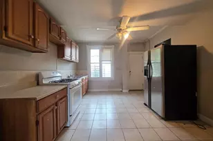 1518 E 28th St, Baltimore, MD 21218 - Photo 7