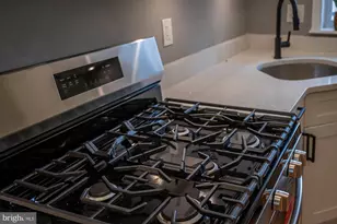 1908 E Lanvale St, Baltimore, MD 21213 - Photo 17