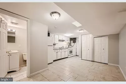 2129 Parksley Avenue, Baltimore, MD 21230 - Photo 7