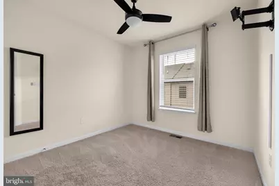 4327 Medfield Avenue, Baltimore, MD 21211 - Photo 17