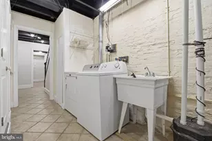 618 S Curley St, Baltimore, MD 21224 - Photo 29