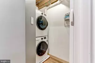 1049 S Charles St, Baltimore, MD 21230 - Photo 27