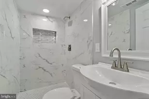 300 Denison St, Baltimore, MD 21229 - Photo 17