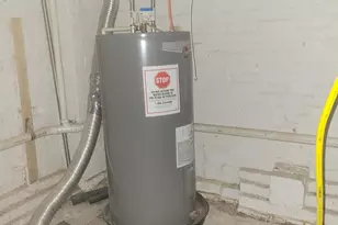 223 N Port St, Baltimore, MD 21224 - Photo 7