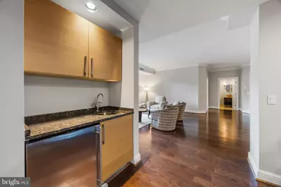801 Key Highway #323, Baltimore, MD 21230 - Photo 17