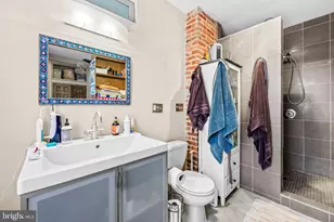 244 S Highland Ave S, Baltimore, MD 21224 - Photo 27