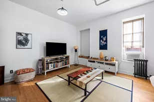 244 S Highland Ave S, Baltimore, MD 21224 - Photo 15