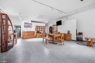 244 S Highland Avenue S, Baltimore, MD 21224 - Photo 9