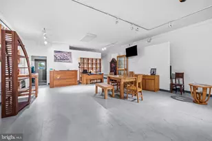 244 S Highland Ave S, Baltimore, MD 21224 - Photo 9