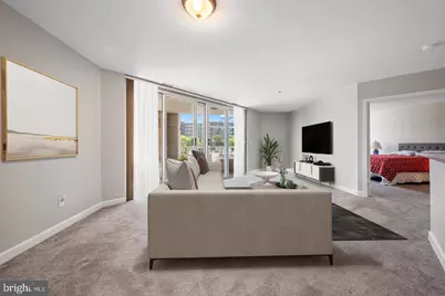 100 Harborview Drive #212, Baltimore, MD 21230 - Photo 1