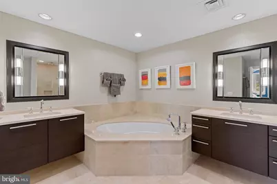 801 Key Highway #339, Baltimore, MD 21230 - Photo 25