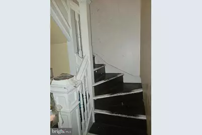 520 Sanford Place, Baltimore, MD 21217 - Photo 3