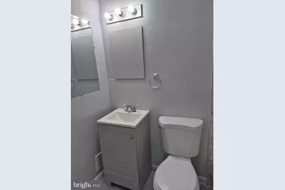 2863 Edgecombe Circle S, Baltimore, MD 21215 - Photo 25