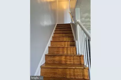 2863 Edgecombe Circle S, Baltimore, MD 21215 - Photo 17