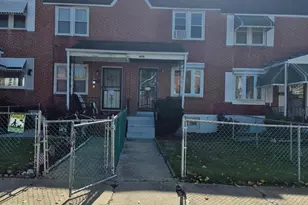 2863 Edgecombe Cir S, Baltimore, MD 21215 - Photo 1