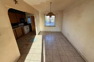 628 Roundview Rd, Baltimore, MD 21225 - Photo 3