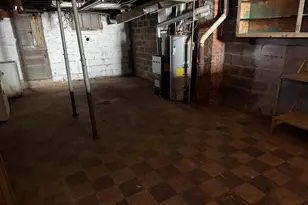 628 Roundview Rd, Baltimore, MD 21225 - Photo 9