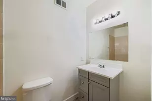 2932 McElderry St, Baltimore, MD 21205 - Photo 15