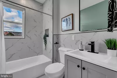 2503 Loyola Southway, Baltimore, MD 21215 - Photo 25