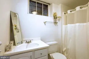 3306 Labyrinth Rd, Baltimore, MD 21215 - Photo 59