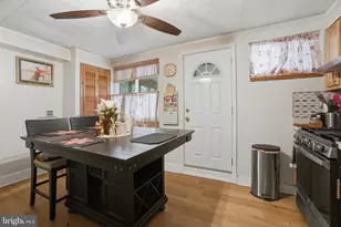 639 Lucia Ave, Baltimore, MD 21229 - Photo 23