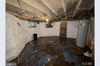 4203 Springwood Avenue, Baltimore, MD 21206 - Photo 23