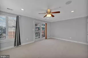 915 Valencia Ct, Baltimore, MD 21230 - Photo 29