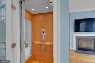 915 Valencia Ct, Baltimore, MD 21230 - Photo 43