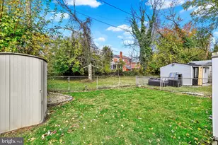 3922 Mortimer Ave, Baltimore, MD 21215 - Photo 25