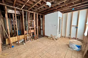 2534 W Franklin St, Baltimore, MD 21223 - Photo 9