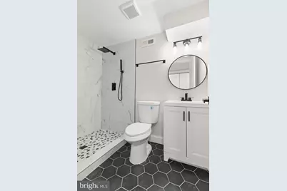 822 E 41st Street, Baltimore, MD 21218 - Photo 27