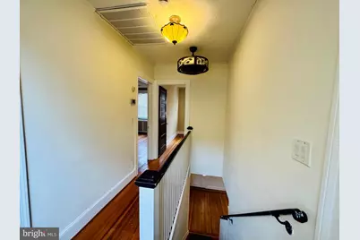 3902 Hadley Square W, Baltimore, MD 21218 - Photo 17